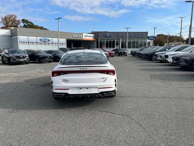 2022 kia k5 gt-line