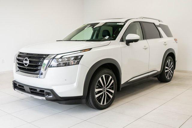 2023 nissan pathfinder platinum 4wd