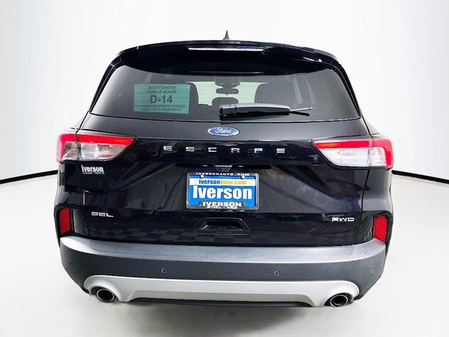 2022 ford escape sel
