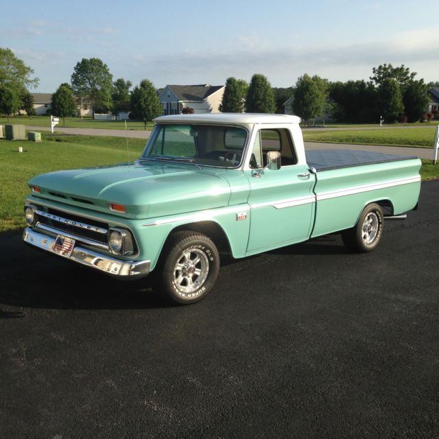1966 chevrolet c10 long bed fleetside custom pick up truck