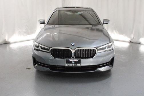 2021 bmw 530