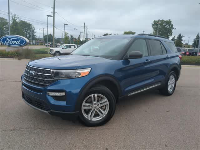 2023 ford explorer xlt