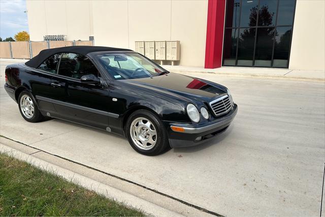 1999 mercedes-benz clk-class 320 cabriolet