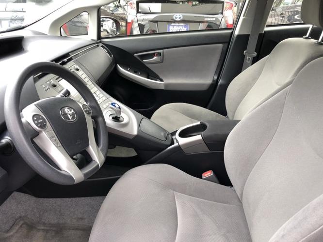 used 2015 toyota prius two portland, or 97214 for sale in portland, oregon