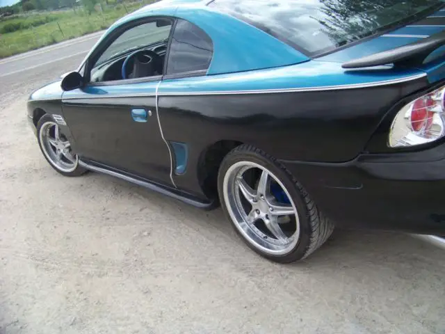 1994 ford mustang 2-door coupe ho 5.0 engine, 5-speed manual, 17" custom rims