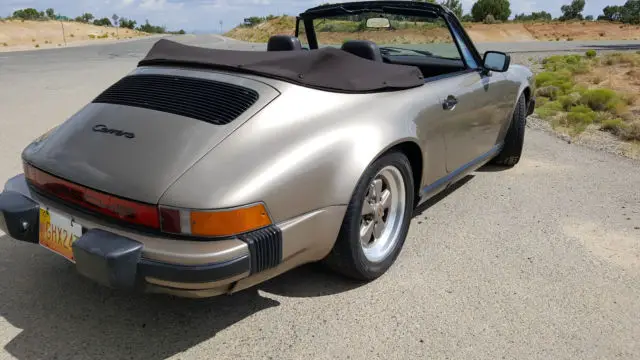 1984 porsche 911 carrera convertible 2-door