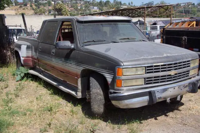 1992 chevy dually big block for parts or play or bring it back from the grave