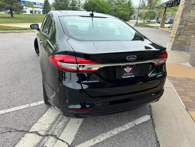 2017 ford fusion se 4dr front-wheel drive sedan in overland park, kansas