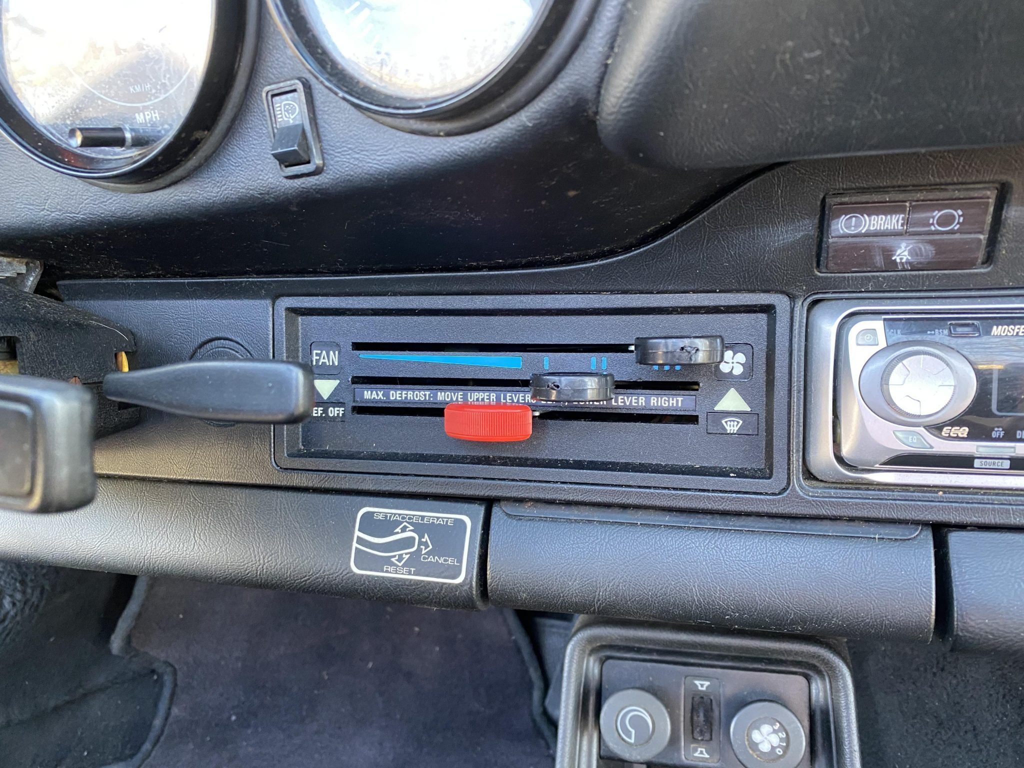 1984 porsche 911 carrera cabriolet