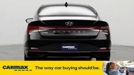 2022 Hyundai Elantra