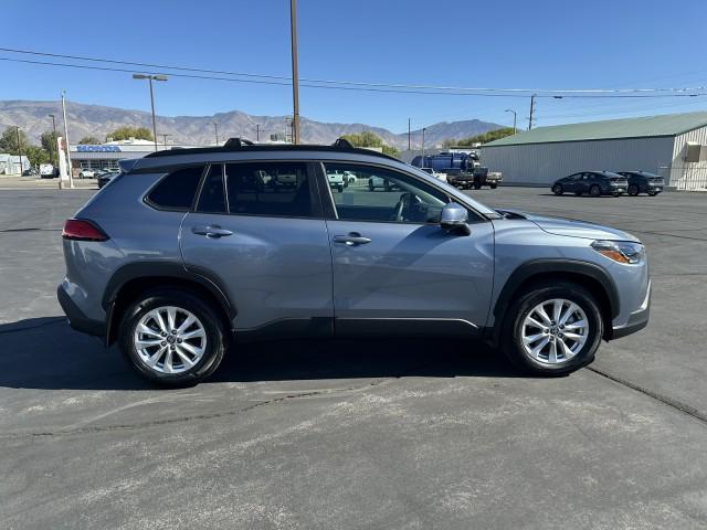 2024 toyota corolla cross le
