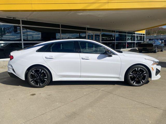 2021 kia k5 gt-line
