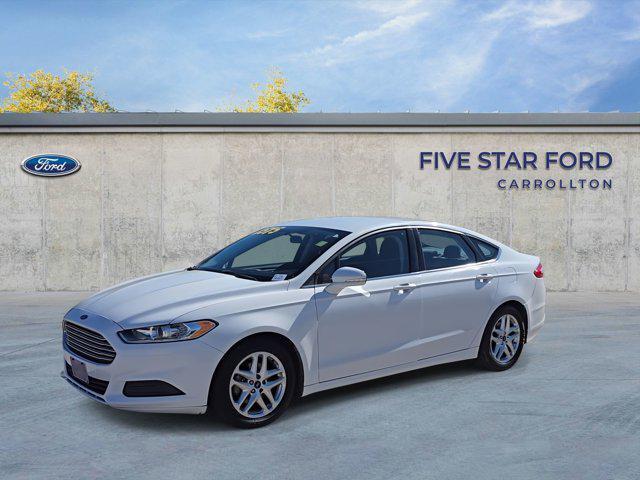 2016 ford fusion se