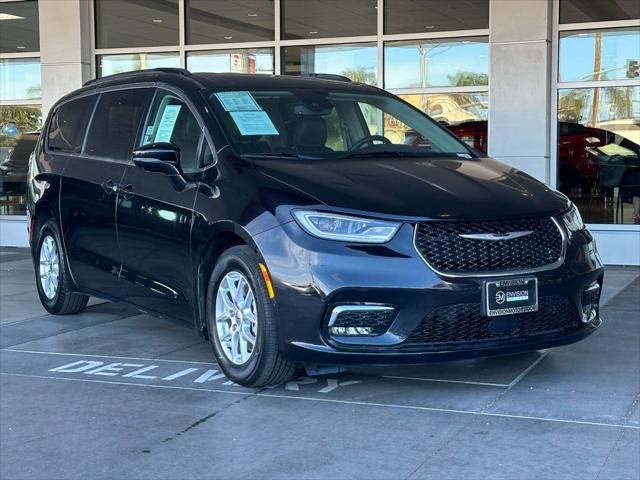 2022 chrysler pacifica touring l