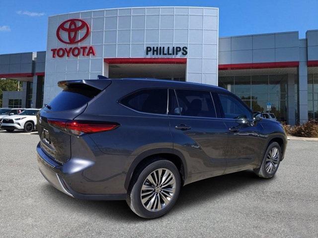 2021 toyota highlander platinum