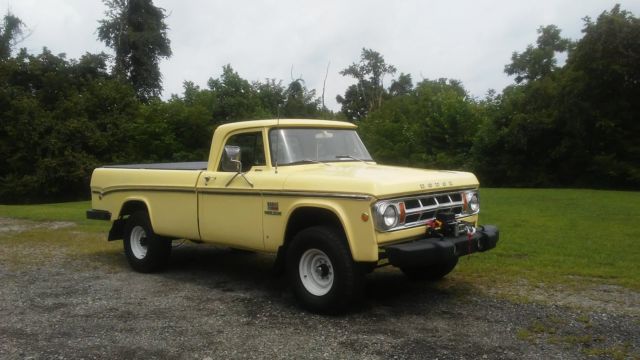 1969 dodge w200 power wagon 4x4 classic long bed truck with winch