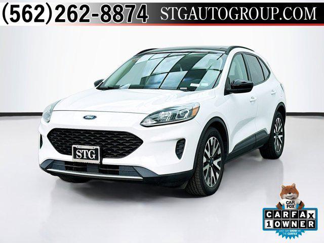 2020 ford escape se