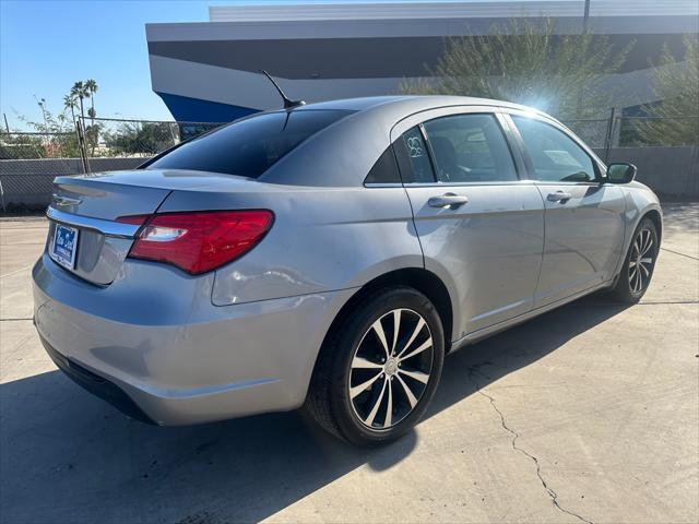 2014 chrysler 200 limited