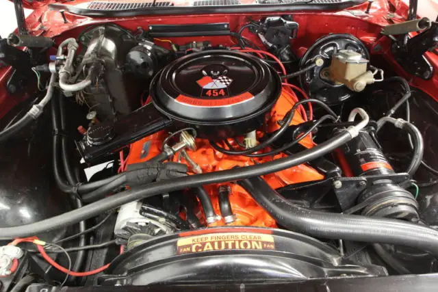 top quality paint, freshly built 454 v8, r134 ac, 4 wheel discs, show quality!