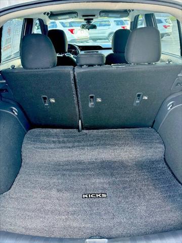 2020 nissan kicks s