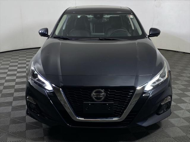 2019 nissan altima 2.5 platinum