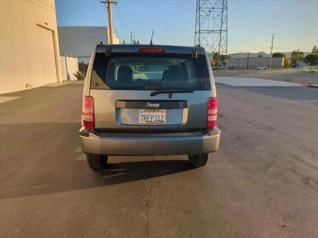 2012 jeep liberty sport