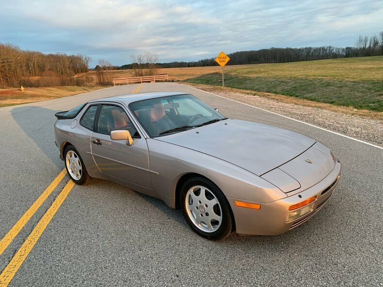 rare, investment class 944 turbo s