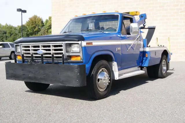 1983 ford f-350 tow truck - only 52k original miles - exc condition - no reserve