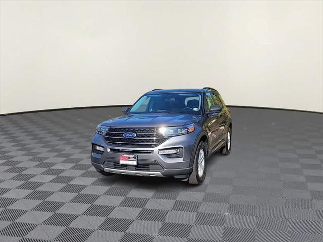 2021 ford explorer xlt