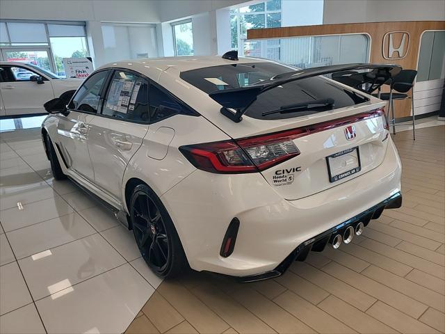 2024 honda civic type r base