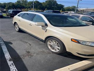 2018 Lincoln MKT reserve