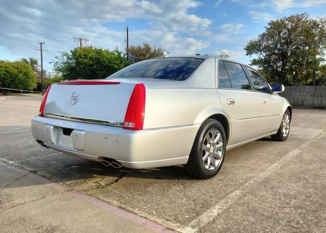 2009 cadillac dts 1sc