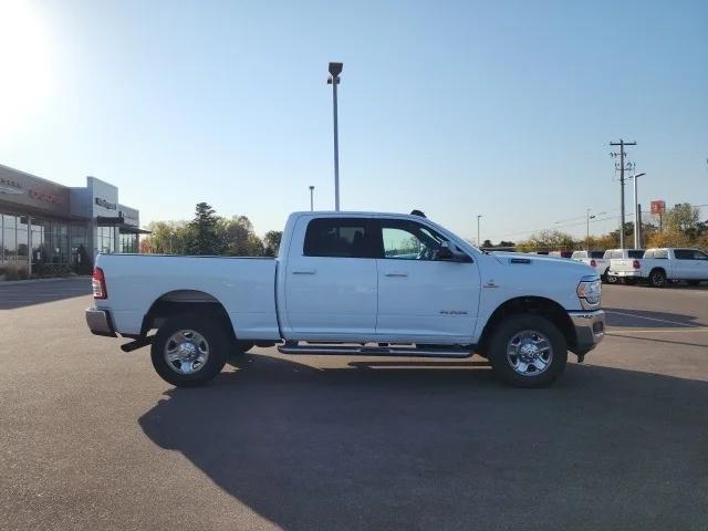 2022 ram 2500 big horn crew cab 4x4 64' box