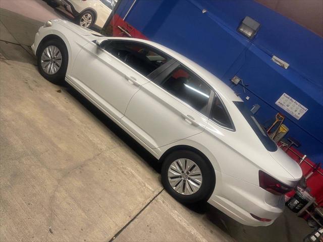 2019 volkswagen jetta 1.4t se