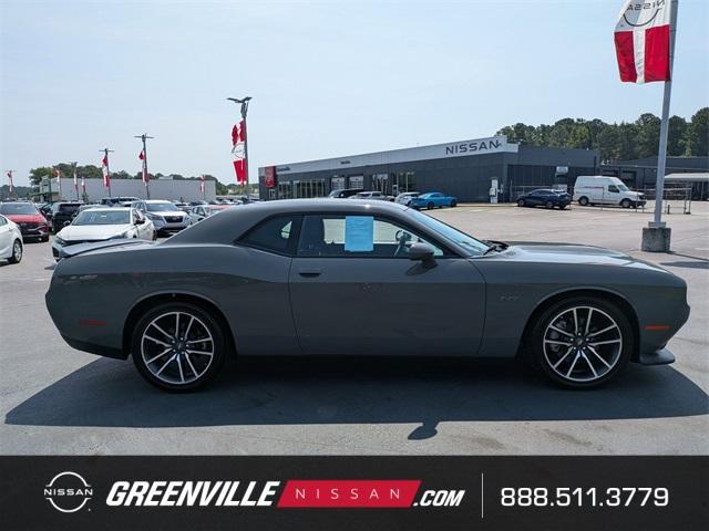 2023 dodge challenger r/t