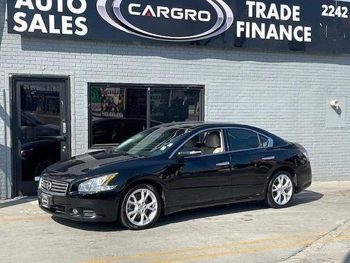2012 nissan maxima