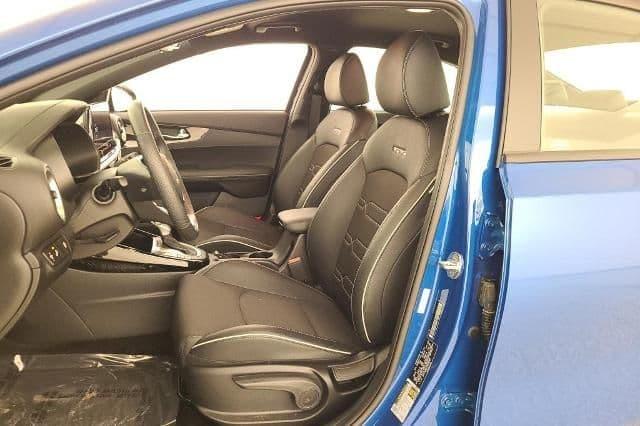 2023 kia forte gt-line in leavenworth, kansas