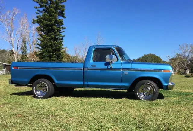 1976 ford f-100 custom cab pickup truck
