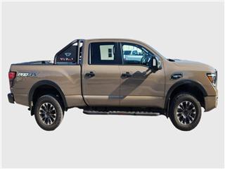 2023 Nissan Titan pro-4x