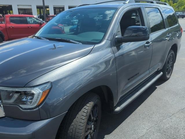 2019 toyota sequoia trd sport