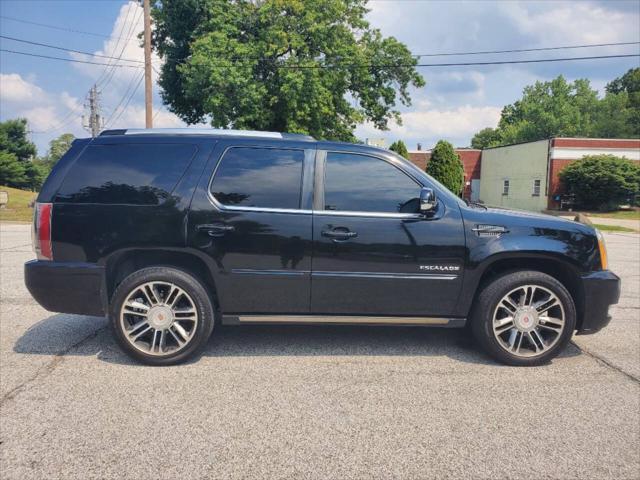 2012 cadillac escalade premium