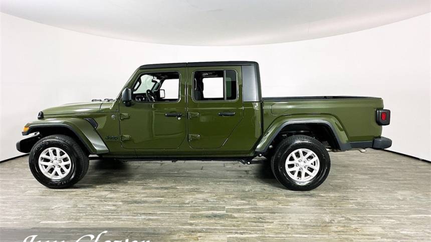 2023 jeep gladiator sport