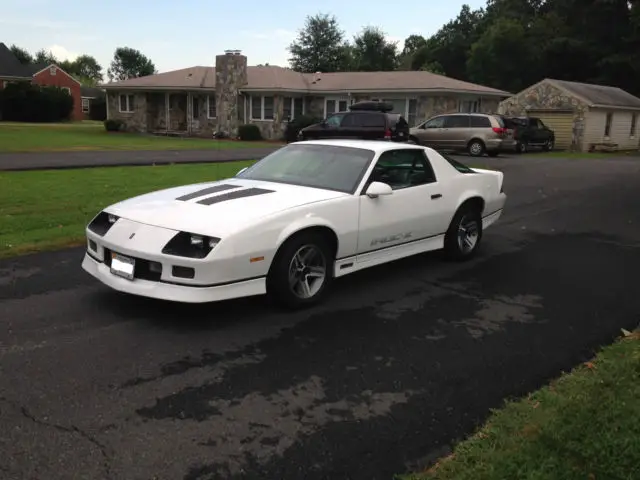 1987 chevrolet camaro iroc z 305 lb9 5 speed 84k original miles