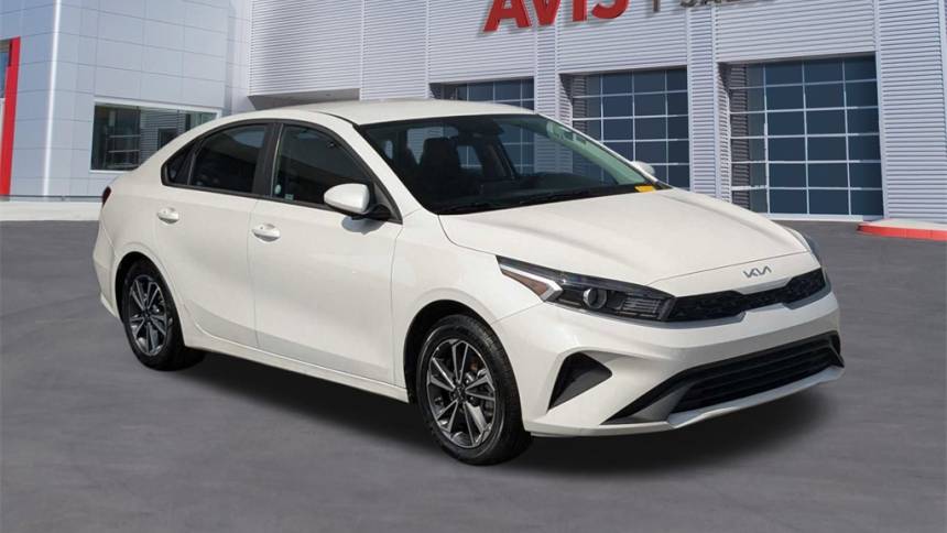 2023 kia forte lxs