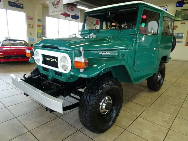 1978 land cruiser fj40 2dr hardtop 4x4 ((restored)) nice condition 79 78 77 76