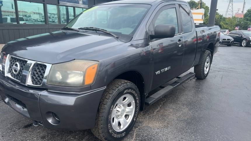 2005 nissan titan xe