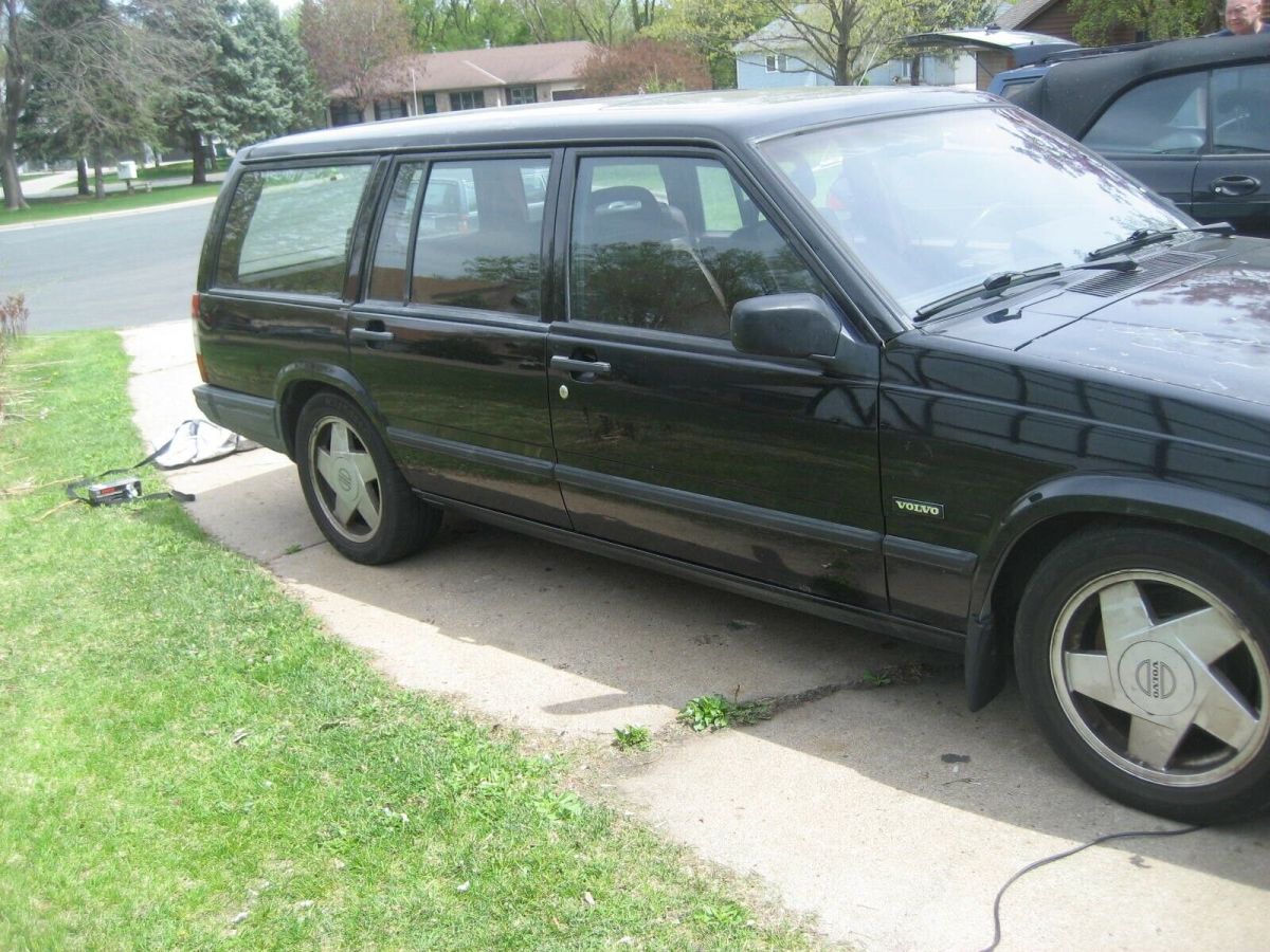 1990 740 turbo wagon, very sound and solid condition, ipd suspension, no reserve
