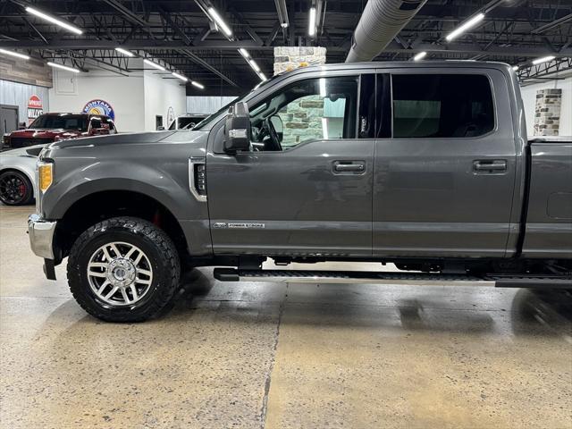 2017 ford f-250 lariat