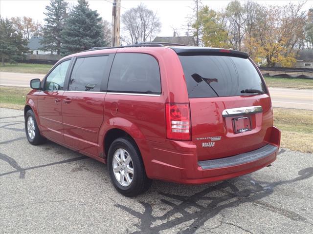 2008 chrysler town & country touring