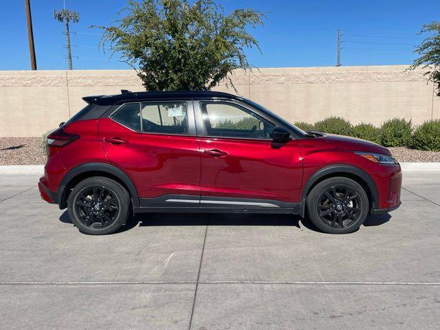 2023 nissan kicks sr